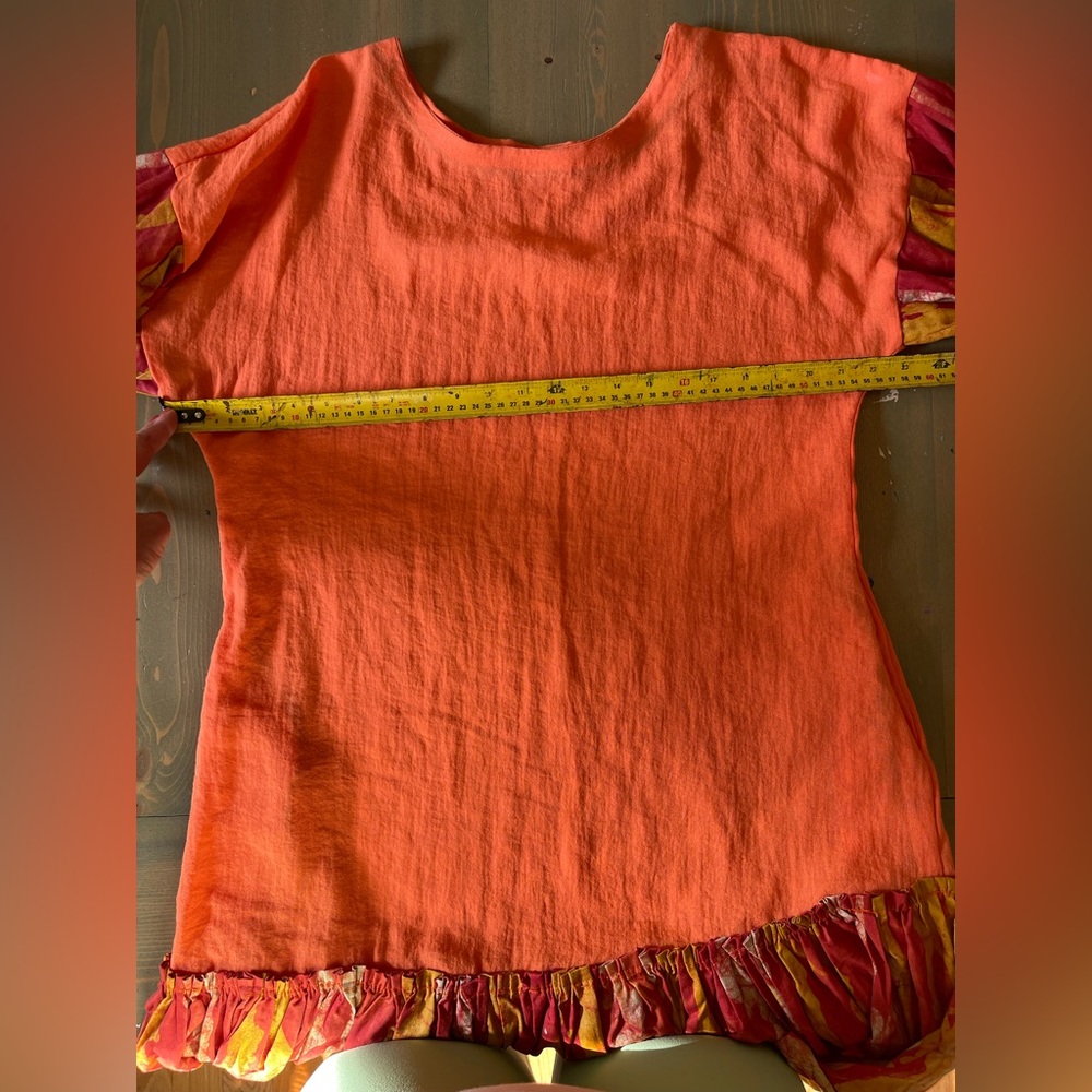 Women's Coral Midi Dress with Patterned Balloon Sleeves - Picture 9 of 9